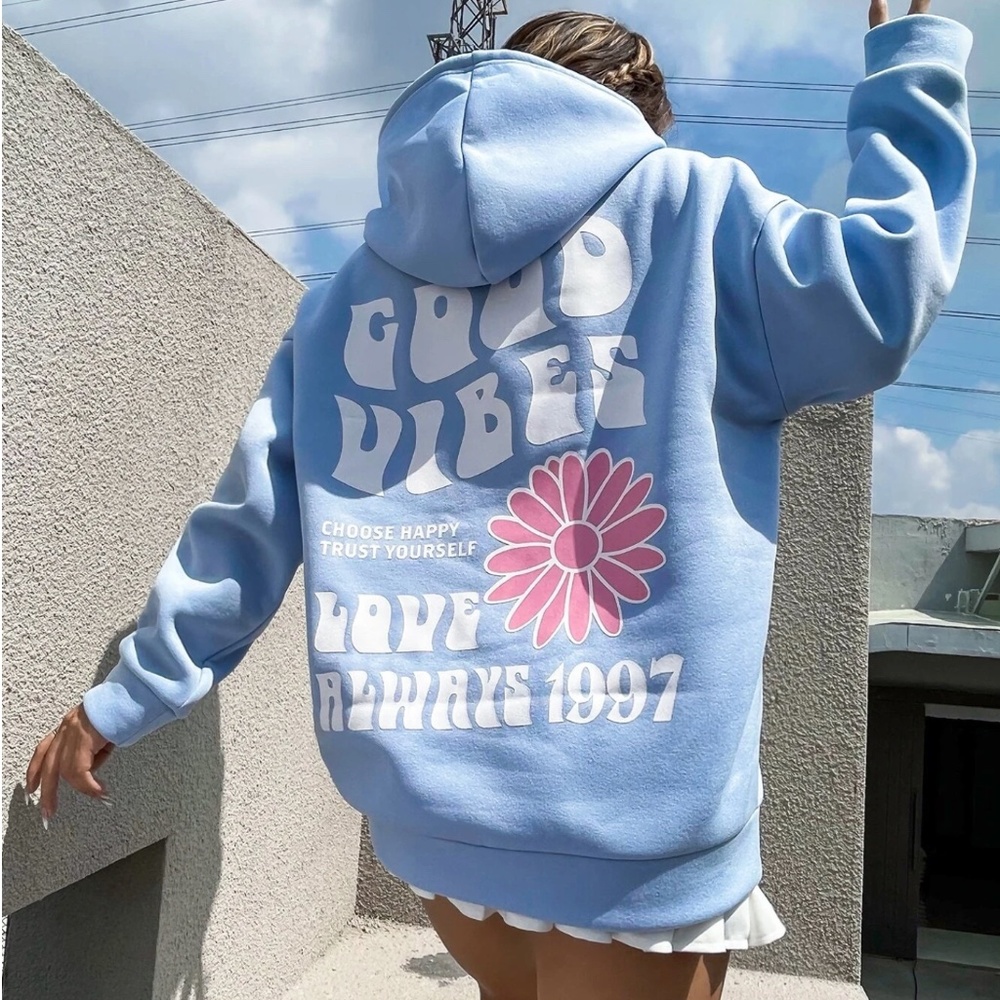 Qutie Floral & Slogan Graphic Drop Shoulder Drawstring Hoodie -SHEIN-